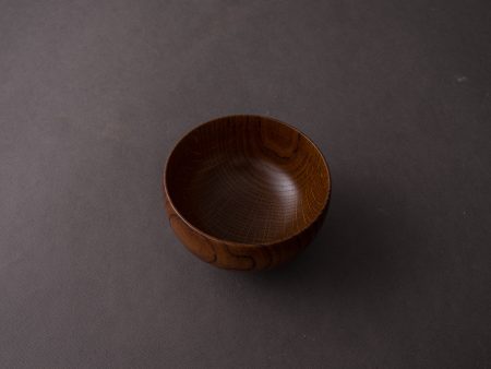 Komon - Yamanaka Shikki - Pedestal Bowl - Medium - Oak - Brown Lacquer For Sale