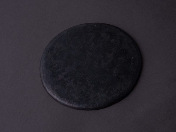 Kanatoko - Hand Forged Iron Plate - Waxed - 145mm on Sale