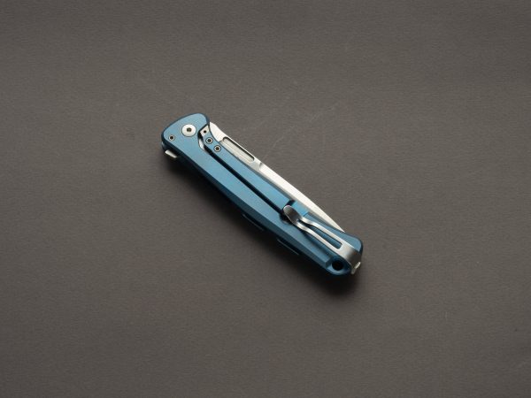 lionSTEEL - SOLID Folding Knife - Frame Lock - Skinny - MagnaCut - 85mm - Blue Titanium Handle Fashion