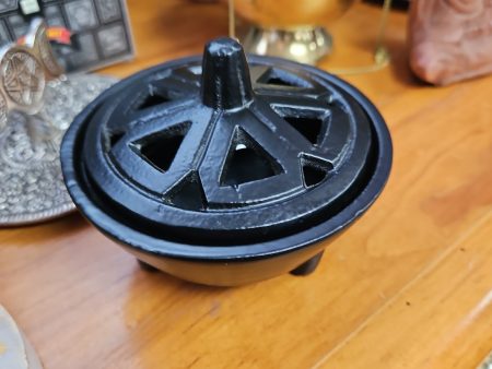 Cast Iron Cauldron Cut Top 4 x 3.3  Supply