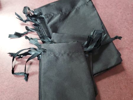 Various Satin Bags (Sacs en Satin) Online Sale